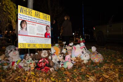Community Gathers in Heartfelt Tribute as Search for Missing Sullivan Siblings Continues Amid Calls for Swift Action