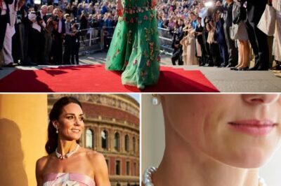 Princess Catherine’s Velvet Triumph at the Royal Variety Performance Ignites a Global Style Storm