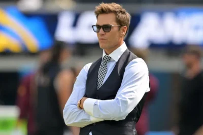 Tom Brady’s Humble Admission: The GOAT Says He’s Learning Broadcasting “Like a Rookie” – And His 4 Words Left Veterans in Awe