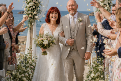 Love Has No Expiration Date! At 79, Janet Street-Porter Secretly Marries Long-Time Love in Beachside Bliss – ‘I Saved the Best Till Last!'” 💍✨