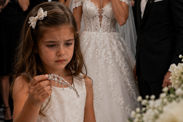 Little Girl’s Broken Hair Clip Exposes CEO’s Wedding Betrayal: The Hid...